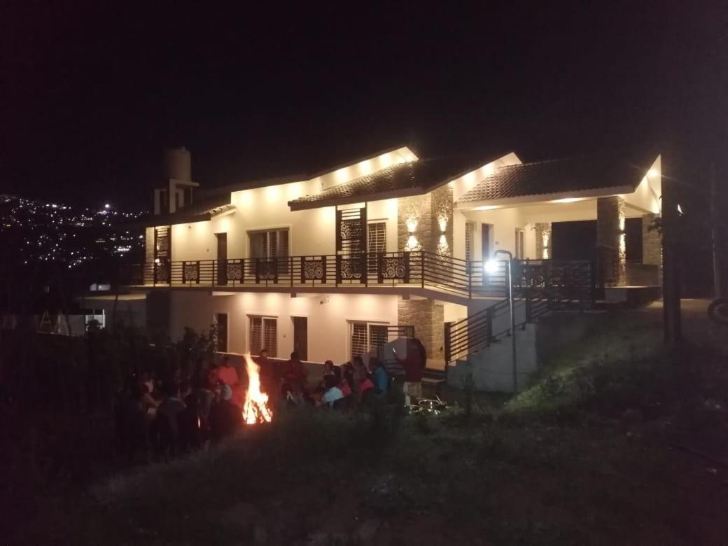 Rr Holiday Inn Kodaikanal Εξωτερικό φωτογραφία
