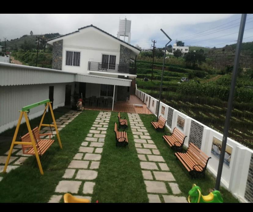 Rr Holiday Inn Kodaikanal Εξωτερικό φωτογραφία